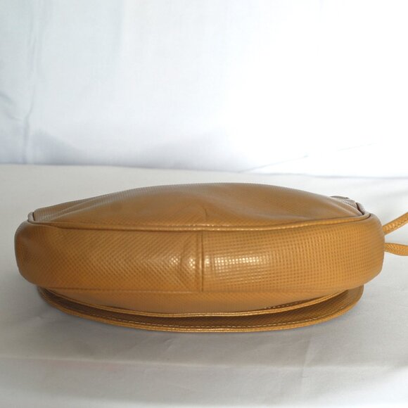 Bottega Veneta Small Tan Leather Bag - Italy - Picture 6 of 7